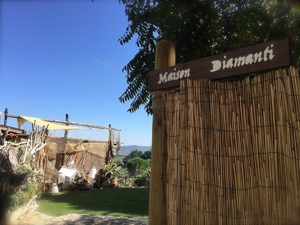 Maison Diamanti Castel di Lama Екстериор снимка